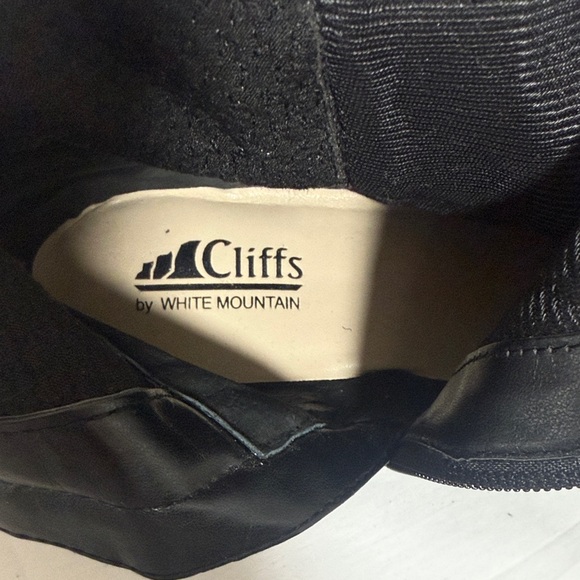 Cliffs by WHITE MOUNTAIN Black Lace Up Boots - Picture 4 of 7